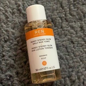 (Unopened New) Ren Daily AHA Tonic